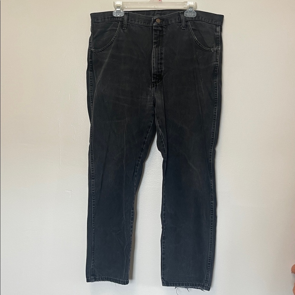 Classic Black Straight-Leg Jeans for Men 40X30